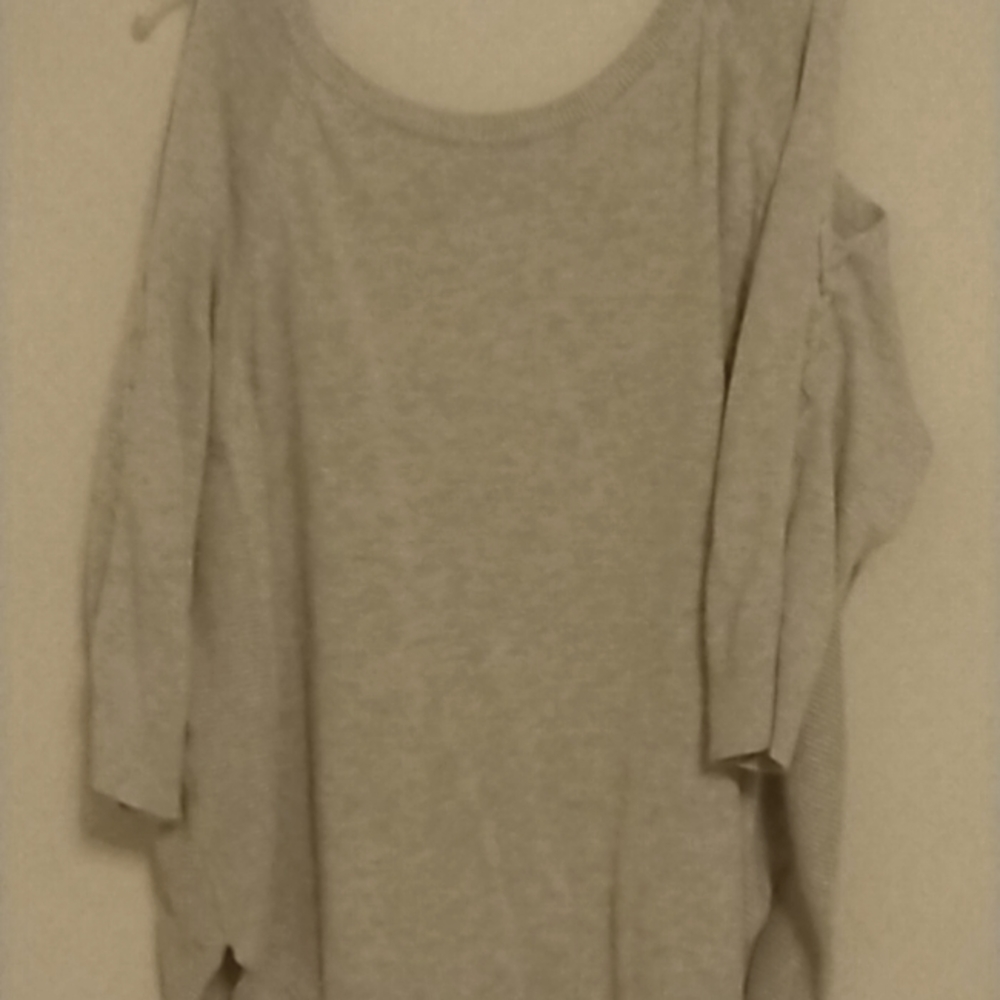 Cute grey sweater